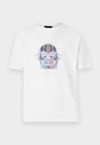 CASUAL FIT SKULL - Print T-shirt - white