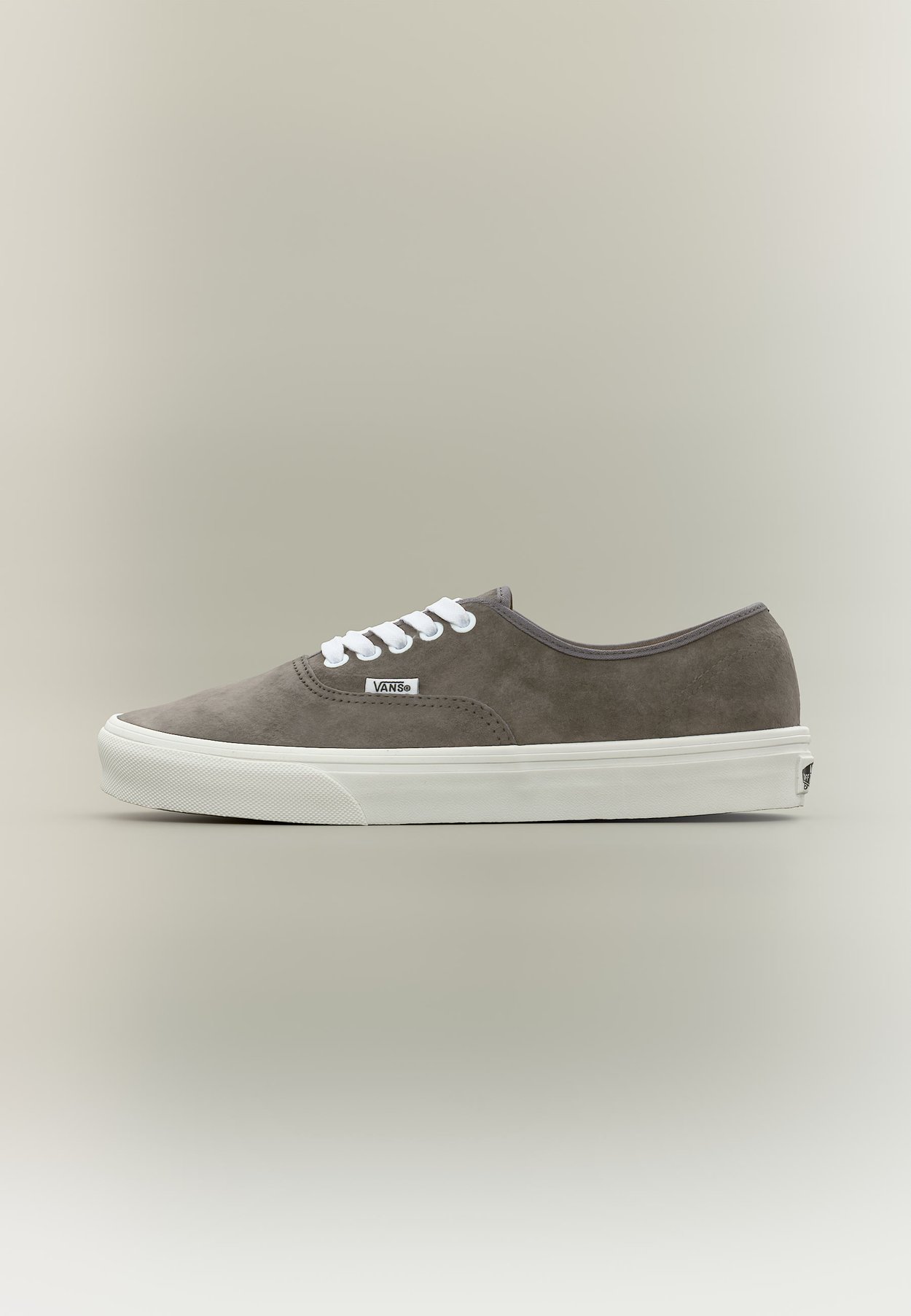 AUTHENTIC UNISEX