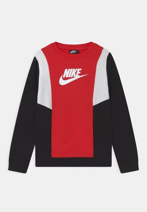 pull rouge nike