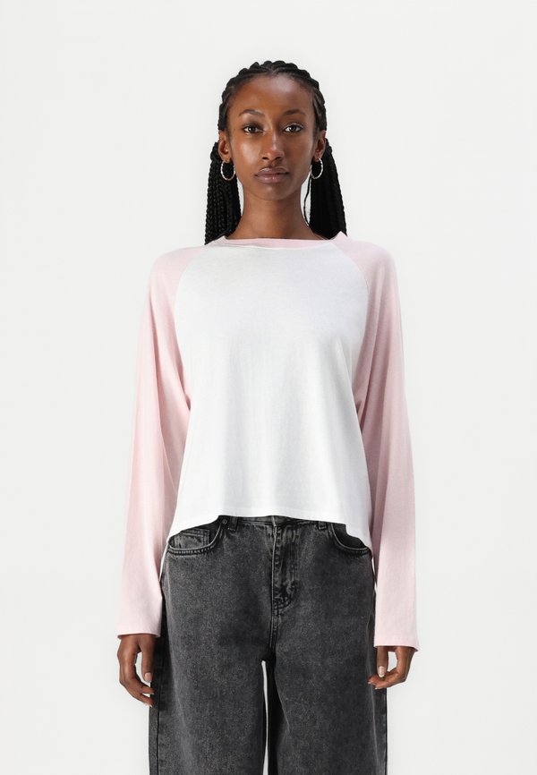 Easy Long-Sleeve Raglan T-Shirt - Long sleeved top