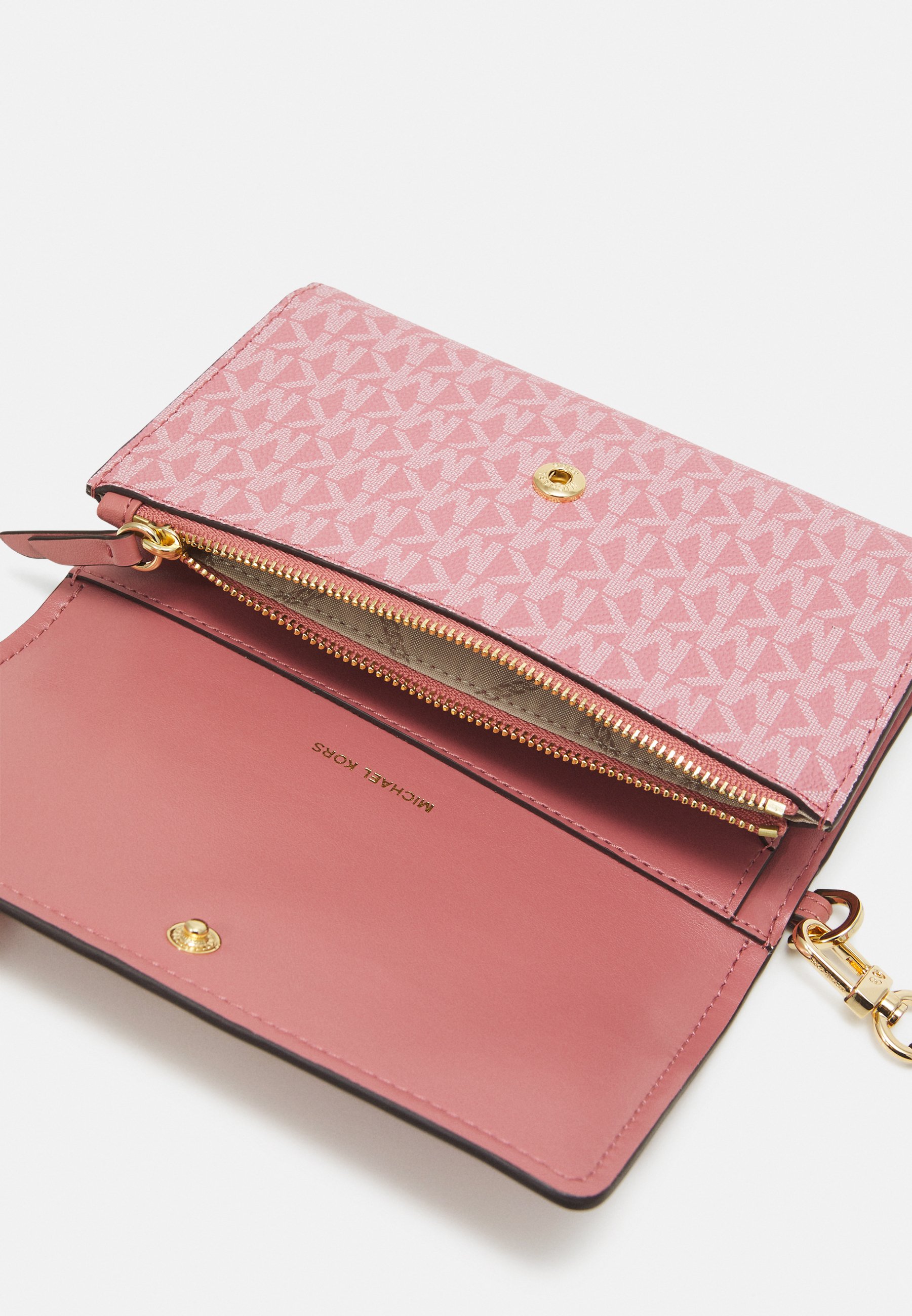 MICHAEL Michael Kors JET SET CHARM FLAP 