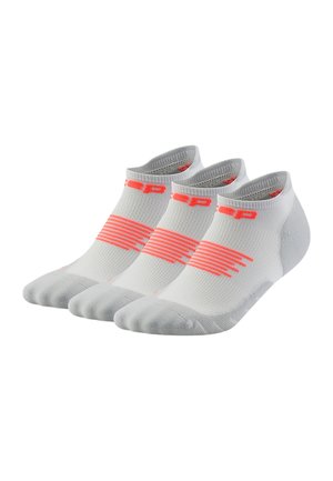 CEP 3ER-PACK RUN  NO SHOW - Sneaker-Socken - grey
