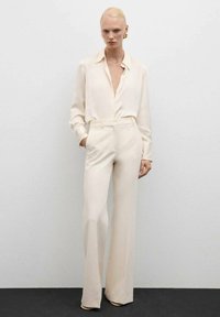 Mango Bluza z gumbi - off-white