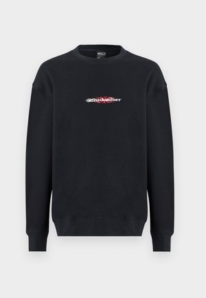 Sort langærmet sweatshirt med rund hals og rødt og hvidt "Quiksilver"-logo centreret på brystet.