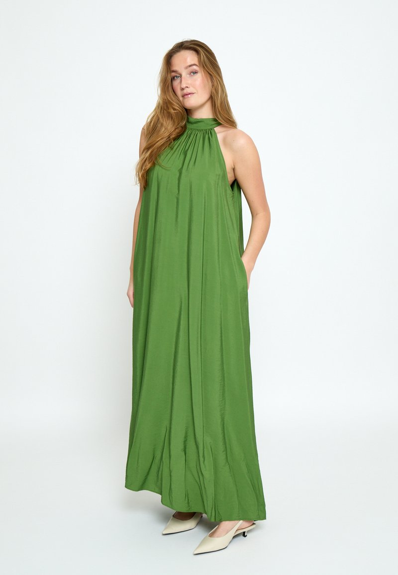 PEPPERCORN PEPPERCORN KLEID PCOPEYA SOLID HALTERNECK DRESS - Maxi dress -  cactus/green - Zalando.ie