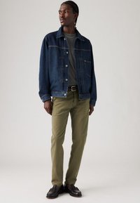 Levi's® SLIM FIT - Chinos - bunker olive shady