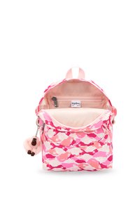 Kipling rygsæk i pink stof med et bølgende mønster. Inderholder en lynlåslomme og blødt foer. Akkompagneret af en pelsagtig abe-nøglering.