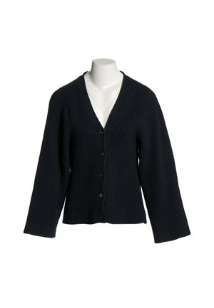 Cardigan en maille côtelée noire avec manches longues et cinq boutons à l'avant, présenté sur un torse de mannequin blanc.