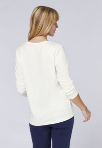 Polo Sylt im Label-Design - Langarmshirt - bright white