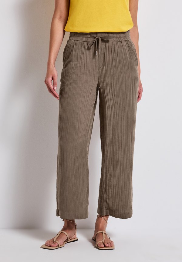 WIDE - Stoffhose - braun