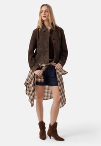 L37 - Ankle boot
