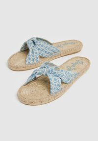 Pepe Jeans SIVA THELMA - Šľapky - denim