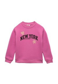 Roze sweatshirt met "NEW YORK" in zwarte tekst met witte accenten en grafische elementen van een hart en ster aan de voorkant. Zachte stof, ronde hals.