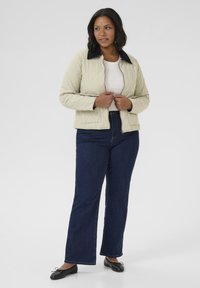 Kaffe Curve Letná bunda - feather gray