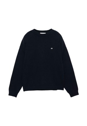 Džemper mornarsko plave boje s dugim rukavima, rebrastim manžetnama i rubom, okruglim izrezom i malim bijelim vezenim logotipom na lijevoj strani prsa.