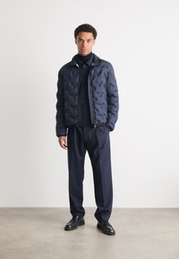 Colmar Originals MENS JACKET - Jachetă cu puf - navy blue/ice
