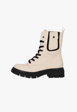 Beige læder ankelstøvle med sorte snørebånd, struktureret sidelæder og kraftig sort sål. Har en trækflap og logo detalje.