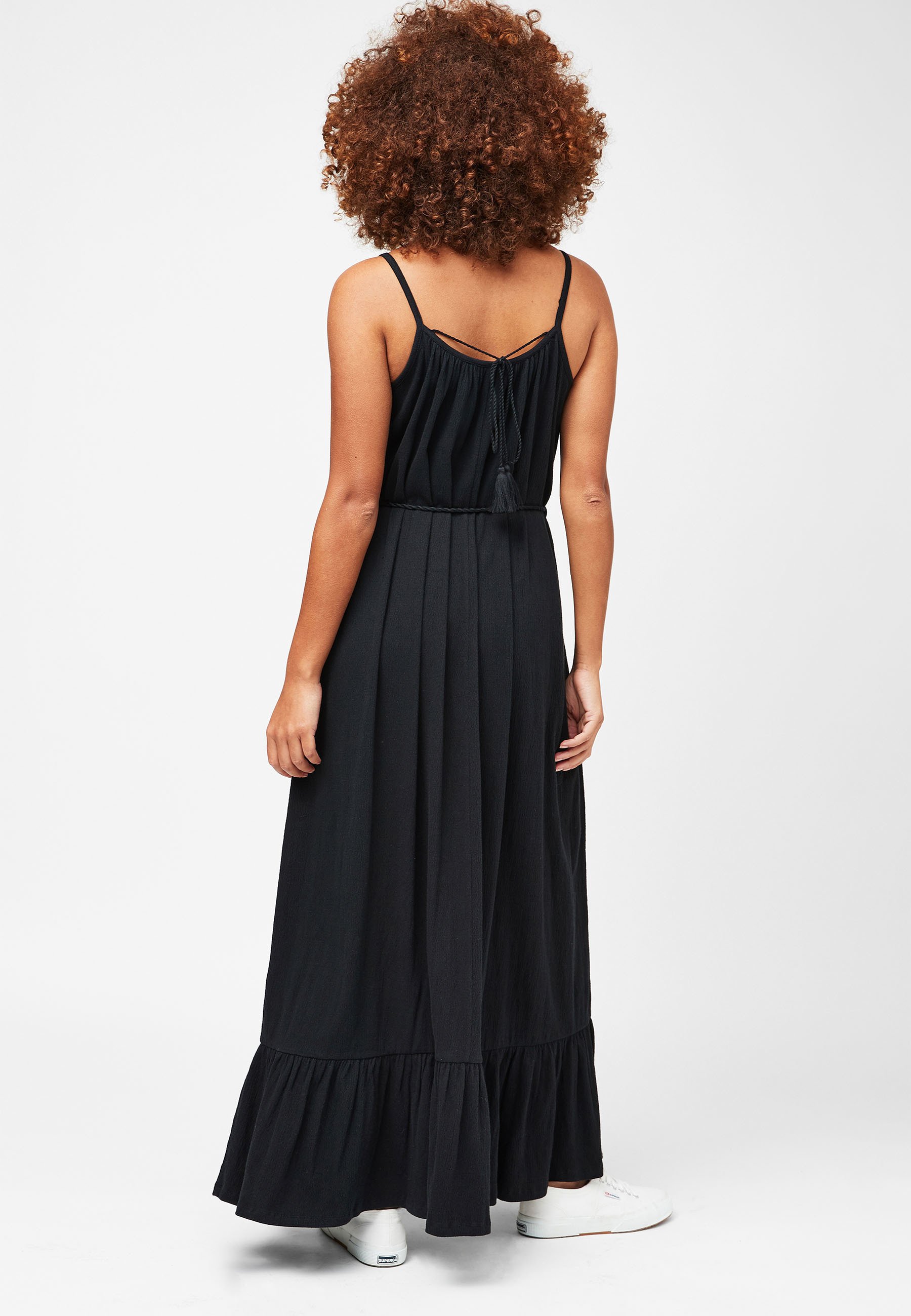 zalando robe longue noire