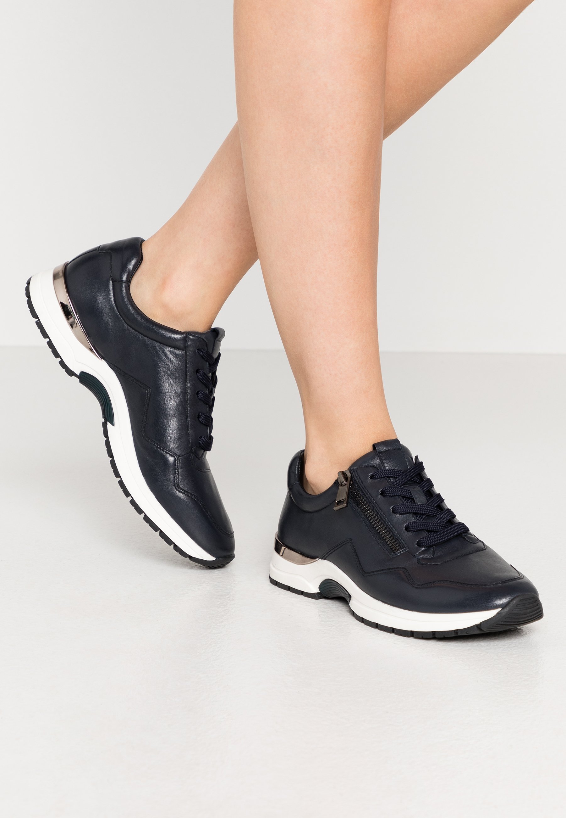 Caprice Sneakers | Dam | Köp damsneakers online hos Zalando Caprice Sneakers | Dam | Köp damsneakers online hos Zalando