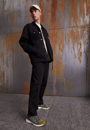 X-MISSION 3 UNISEX - Sneakers basse - green moss/peat/moonscape