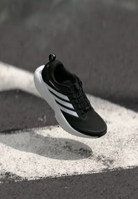 Ausgewählt, core black/footwear white/carbon