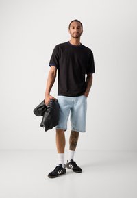 Scotch & Soda RELAXED FIT BOUND NECKLINE  - Print T-shirt - meteorite
