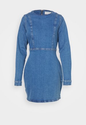 NMPELLA DRESS - Τζιν φόρεμα - medium blue denim