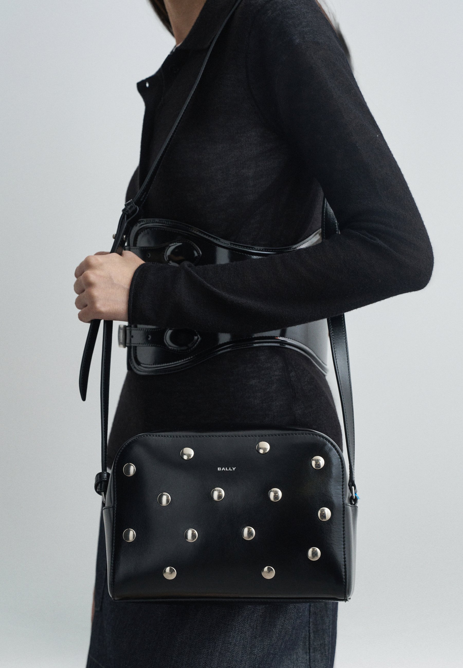 Bally EASY CAMERA - Cross body bag - black - Zalando