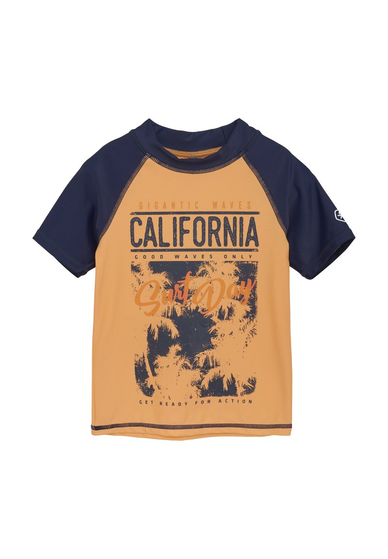 Koszulka typu rash guard z krótkim rękawem, pomarańczowa z granatowymi akcentami, wyposażona w grafikę "California", wzór palm oraz kontrastowe przeszycia.