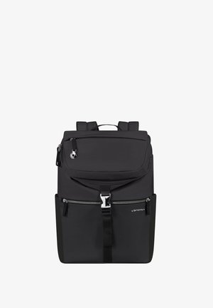 Schwarzer Rucksack mit einem schlanken Design, aus strapazierfähigem Material, ausgestattet mit mehreren Fächern, einer Vordertasche mit Reißverschluss und verstellbaren Trägern.