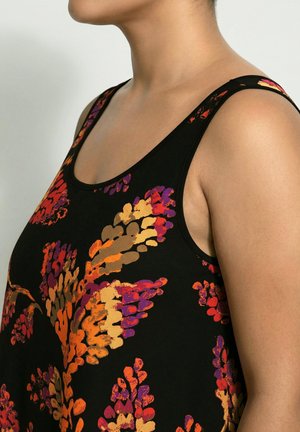 Ulla Popken, MIDIKLEID, BLÄTTER, A-LINIE, RUNDHALS, ÄRMELLOS - Hverdagskjole - black