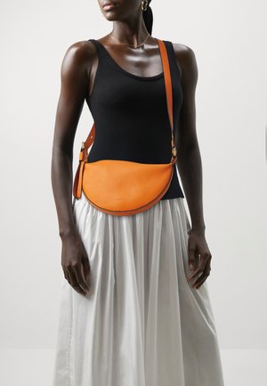 HALF MOON  - Across body bag - orange