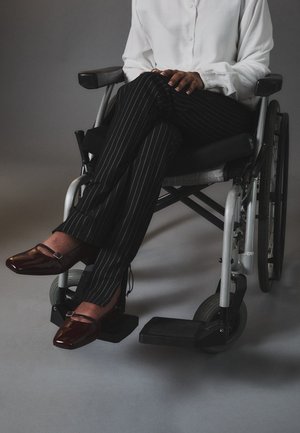 Trousers - black