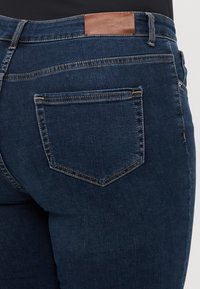 ONLY Carmakoma CARWILLY - Skinny džíny - dark blue denim