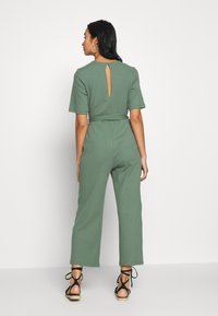 Even&Odd STRAIGHT LEG - Macacão - khaki