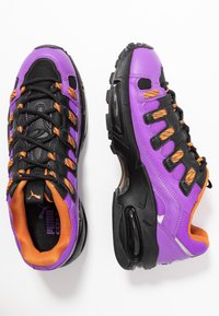 Puma Sneakers - purple