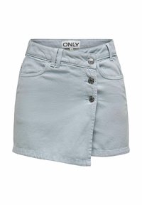 Jupe en denim bleu clair avec fermeture à boutons sur le devant, cinq poches et ourlet en biais. Le tissu a une texture lisse et une subtile brillance.