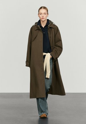 Massimo Dutti REMOVABLE HOOD TRENCH COAT - Trenchcoat - khaki