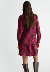 LIU JO PRINTED - Abito a camicia - pink