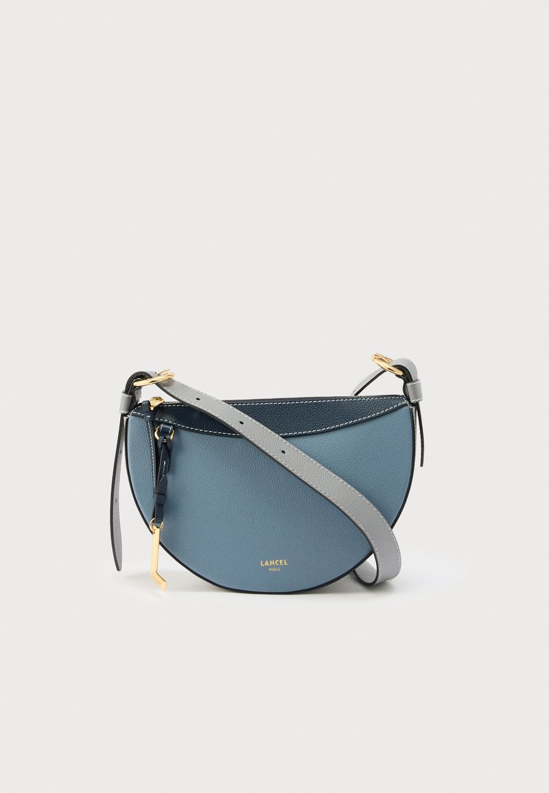 Blue Light Body Raps Lancel FAUBOURG HALFMOON - Geantă crossbody - light blue/albastru ...