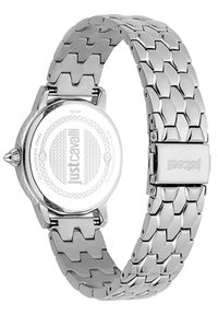 Reloj de pulsera de acero inoxidable con una pulsera de eslabones hexagonales, una caja redonda, una superficie pulida y un logo grabado en la parte posterior.