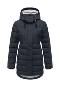 Sötétkék bélelt téli kabát levehető kapucnival, állítható fűzővel, oldalzsebekkel és bordás mandzsettákkal. Texturált anyag steppelt mintázattal.