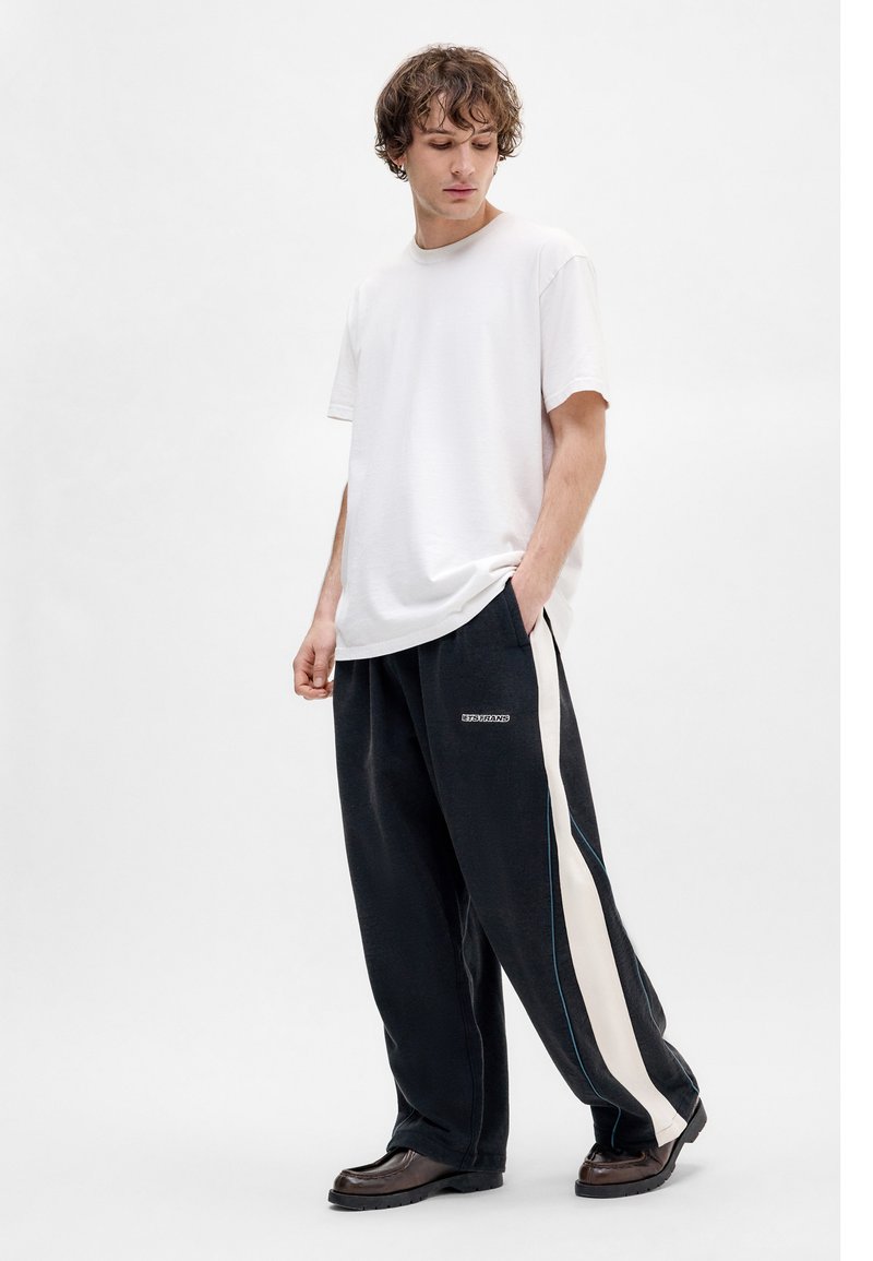 iets PANEL HARRI JOGGER UNISEX Tracksuit bottoms