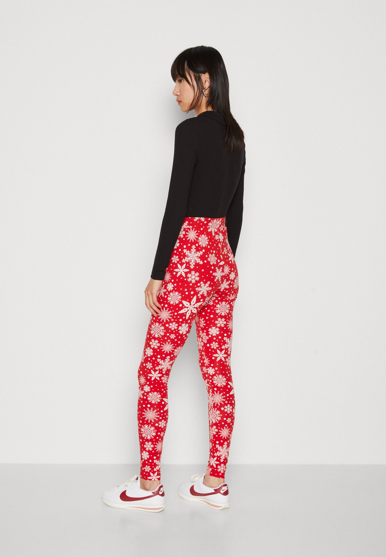 ONLXMAS ELFI
