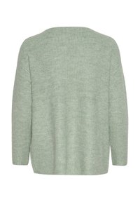 Jasnozielony, oversize sweter o ribbowanej strukturze, szerokim dekolcie i rękawach do łokcia, z prostym dołem i miękkiego materiału.