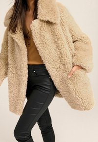 Next Abrigo de invierno - beige