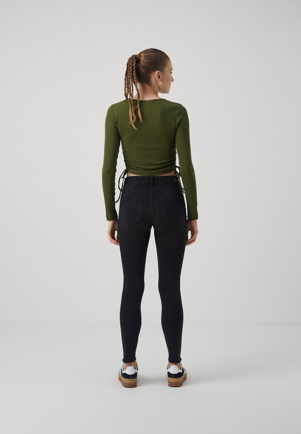 ONLBLUSH RAW - Jeans Skinny Fit4