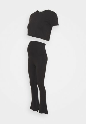 SET - T-shirt print - black