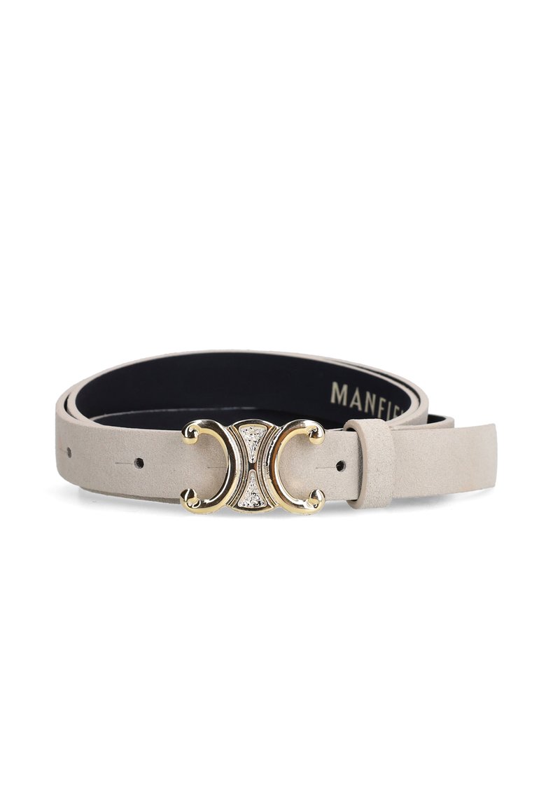 Beige suède riem met een gouden en diamanten gesp, gekenmerkt door een gebogen ontwerp en meerdere verstelbare gaatjes voor maatvoering.