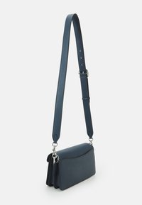 COACH POLISHED COVERED CLOSURE TABBY SHOULDER BAG - Handbag - denim
